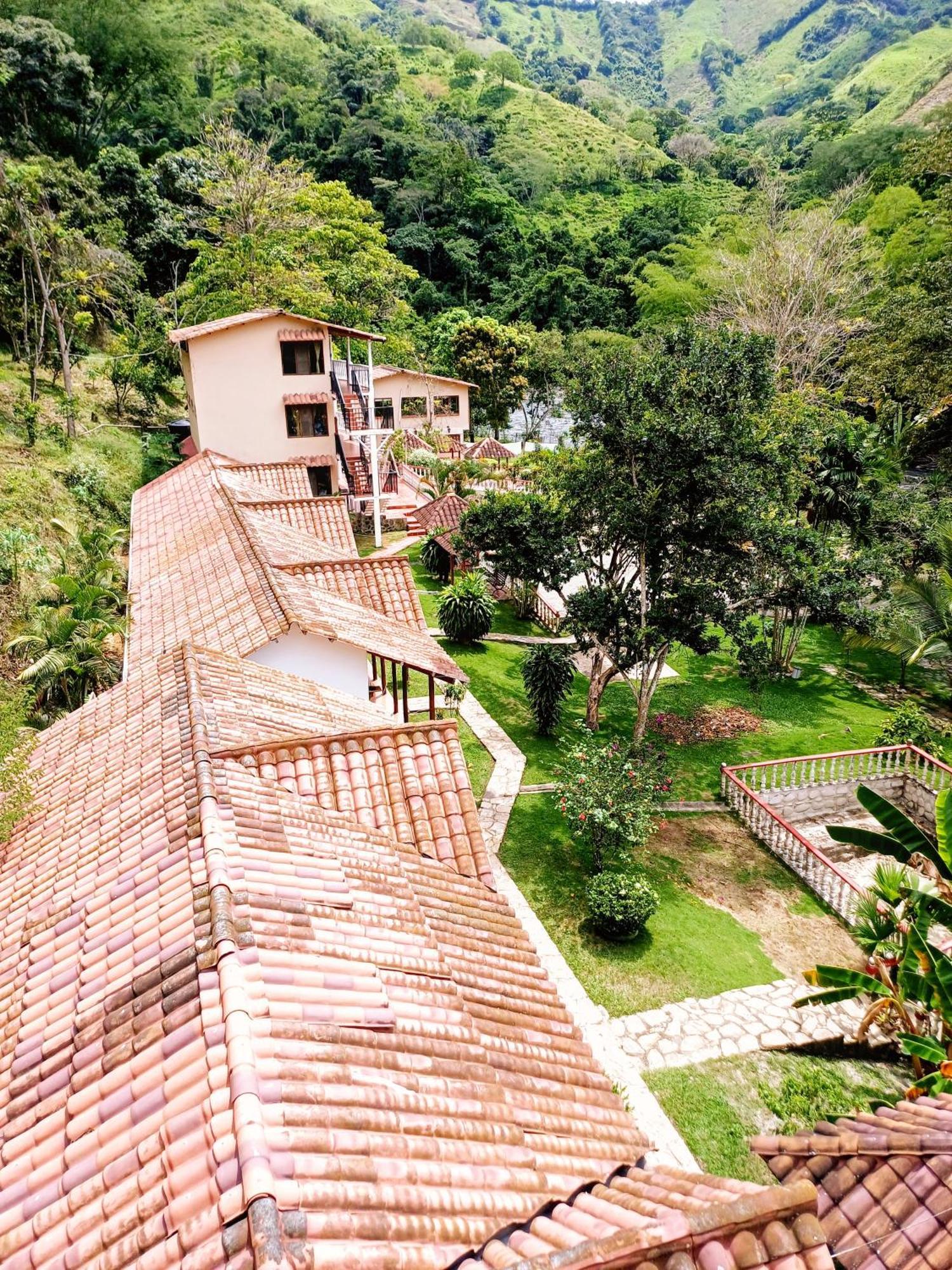 Hotel Campestre La Gaitana Tobia Exteriör bild