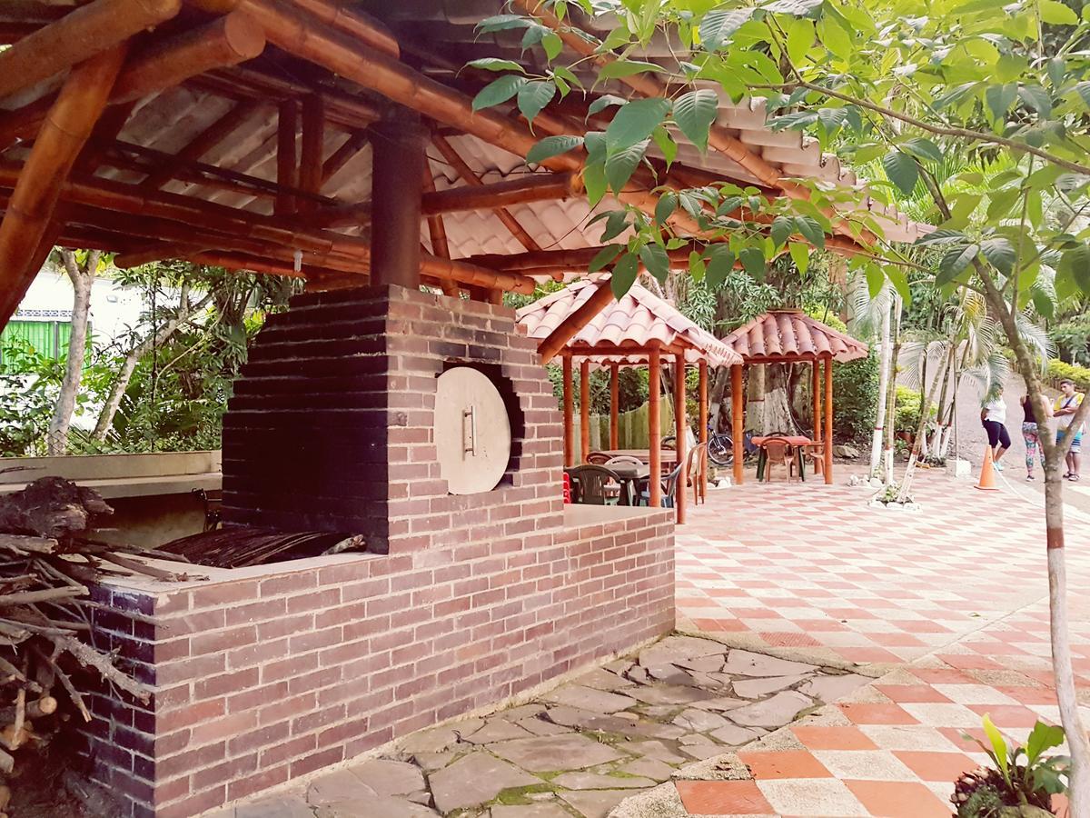 Hotel Campestre La Gaitana Tobia Exteriör bild